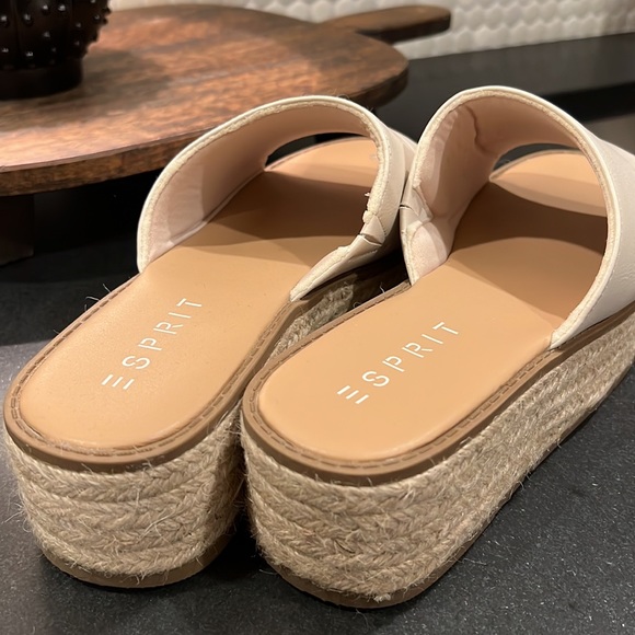 ESPRIT Slides - Picture 3 of 6